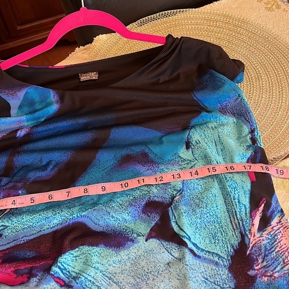 Muse Small lined Dress in EUC - Picture 5 of 7